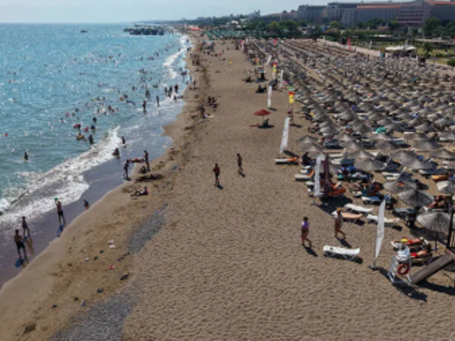 Antalya yılın başından bu yana 14 milyon yabancı turist ağırladı