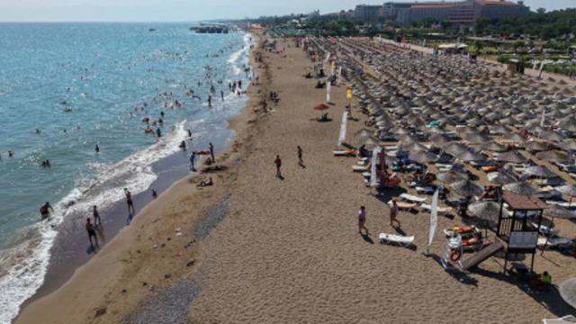Antalya yılın başından bu yana 14 milyon yabancı turist ağırladı