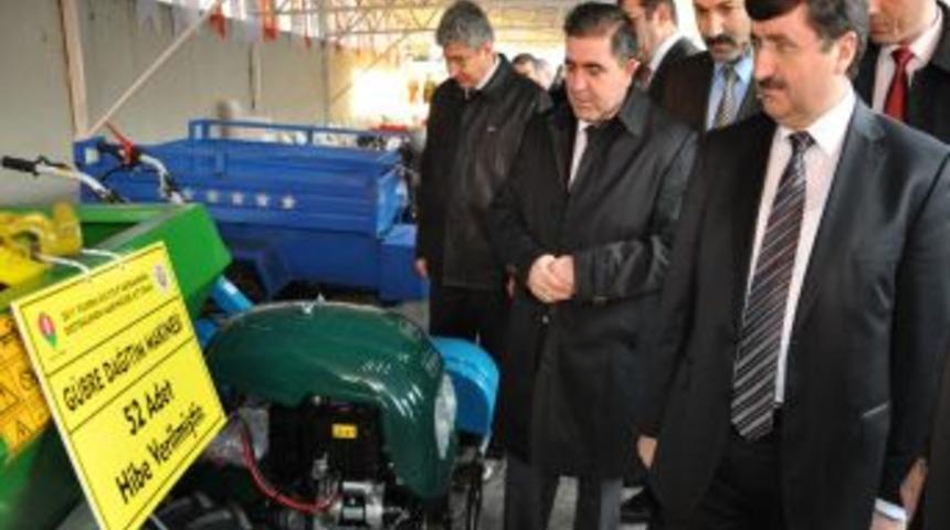 Amasya Valiliği, tarım ekipmanları dağıttı