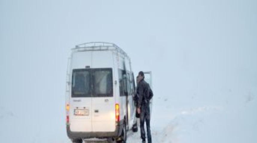 Muş'ta 255 köy yolu ulaşıma açıldı