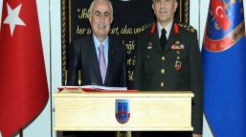 Giresun Valisi Şahin'den Orgeneral Kalyoncu'ya ziyaret