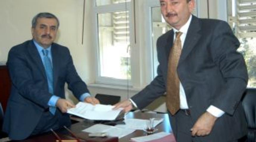 Yapı m&uuml;teahhitleri yetki belgesi i&ccedil;in başvurdu