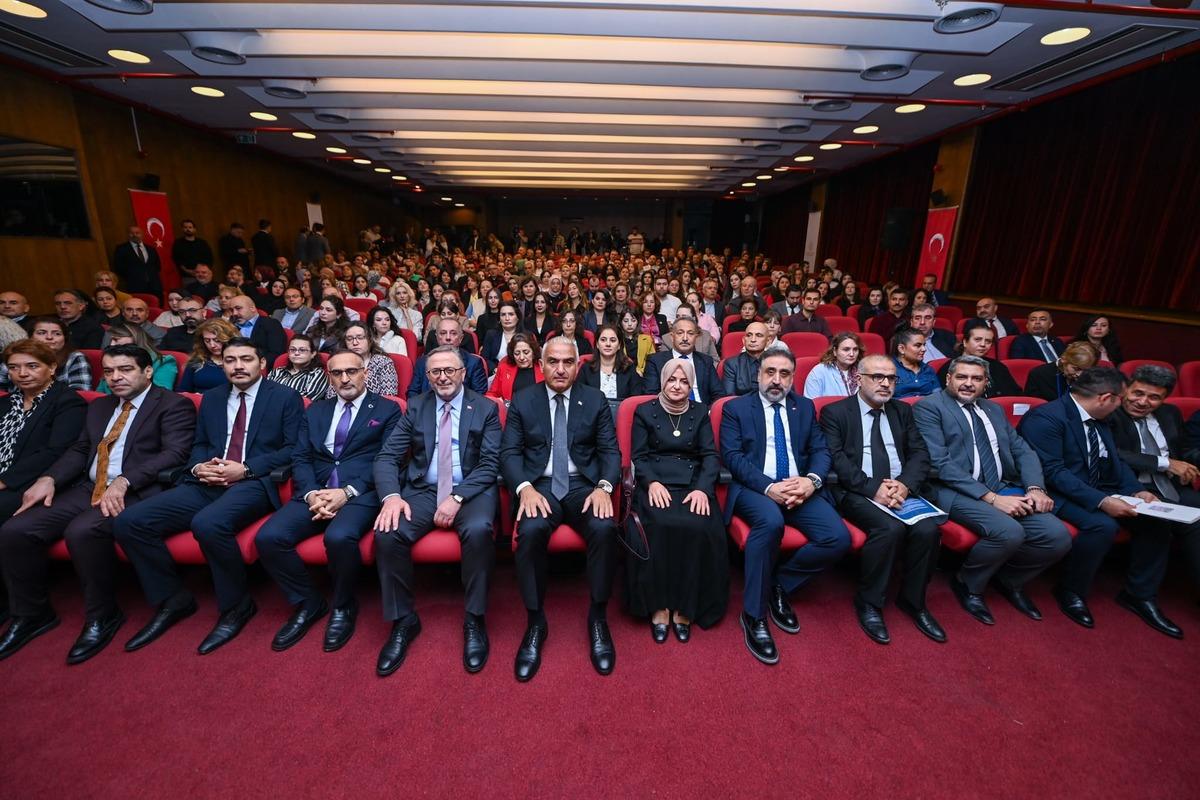 Bakan Ersoy’dan Millî Kütüphanede birlik ve kardeşlik mesajı 6