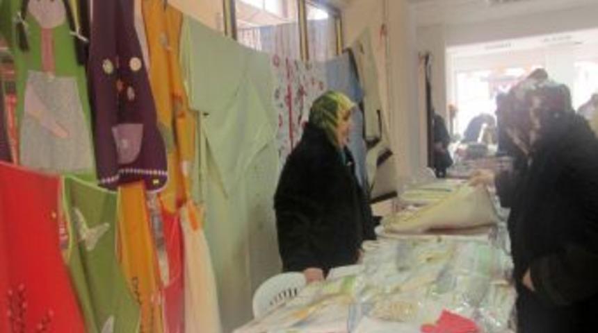 Boz&uuml;y&uuml;k&rsquo;te yardıma muhta&ccedil; &ouml;ğrenciler yararına kermes