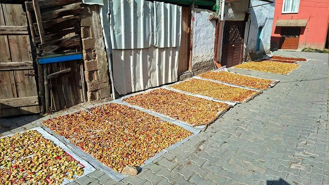 Ge&ccedil;en yıl 70 TL'yken bu yıl 40 TL'ye d&uuml;şt&uuml;: Ek gelir kaynağı 