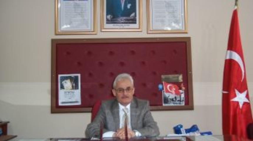 Altın ve bilgisayar &ouml;d&uuml;ll&uuml; kitap okuma yarışması