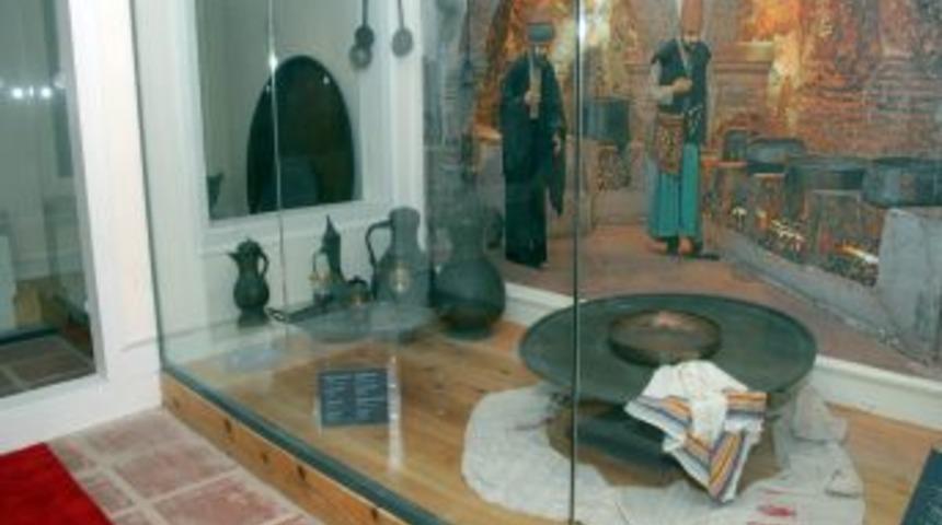 Galata Mevlevihanesi’nde yenileme çalışmaları sürüyor