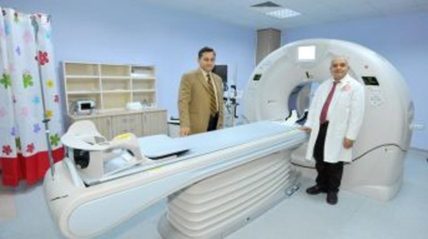 Yarım saniyede anjiyosuz kalp damar g&ouml;r&uuml;nt&uuml;lemesi yapılıyor