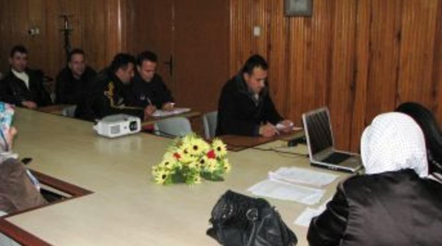 Avrupa&rsquo;ya &uuml;cretsiz gidebilmek i&ccedil;in İngilizce &ouml;ğreniyorlar