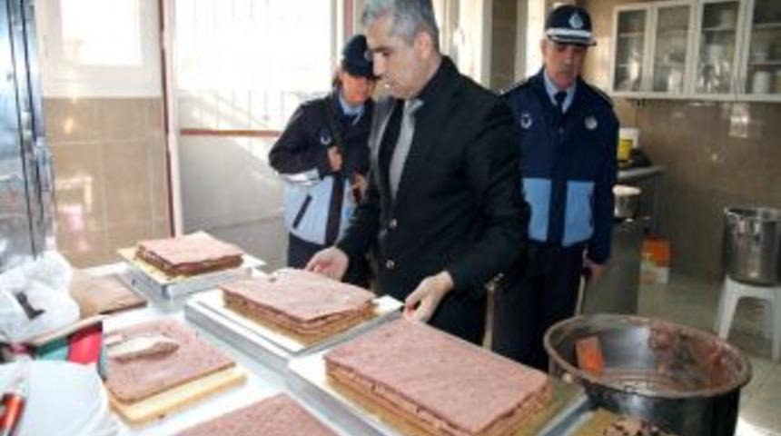 Zabıta ekipleri denetimlerini artırdı