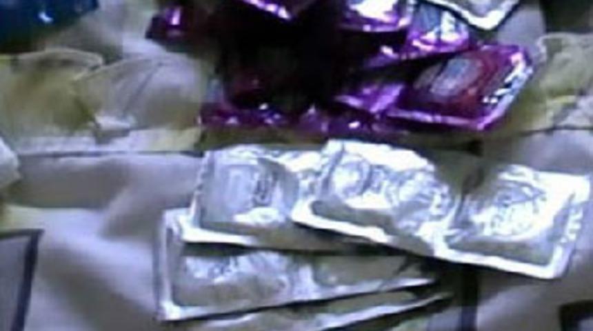 Üniversitede prezervatif krizi