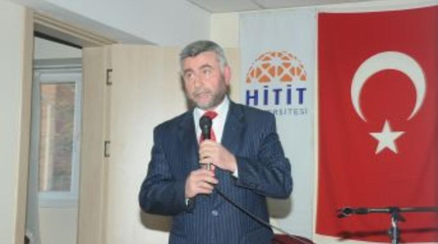 Hitit Üniversitesi'nde 'Aşure ve Kerbela' konulu konferans