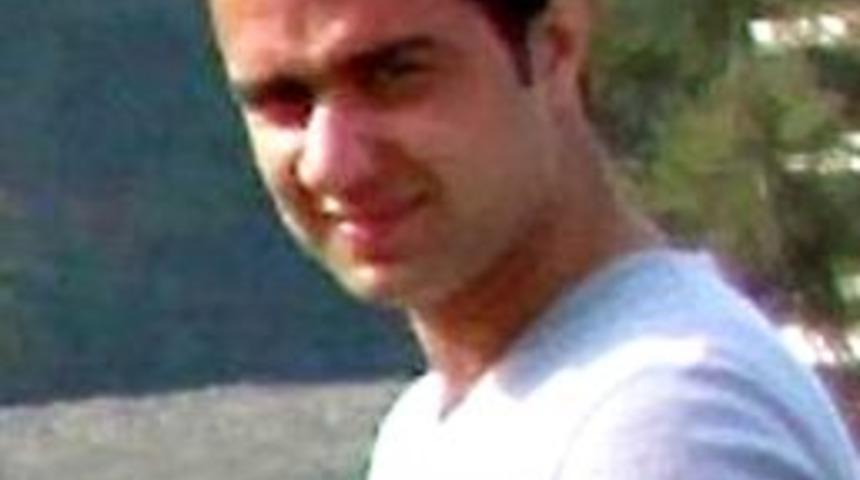 Otomobilin &ccedil;arptığı m&uuml;hendisi kurtarılamadı