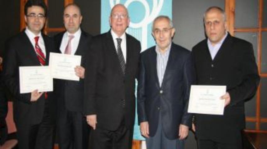 'Aile i&ccedil;i şiddetin sebebi; T&uuml;rk&ccedil;e'yi g&uuml;zel konuşamamaktır'