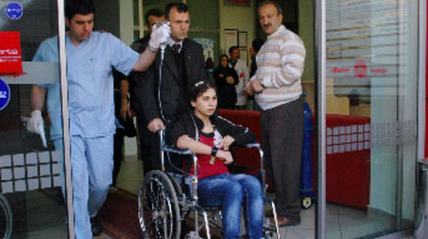 Başına diş protez kalıbı d&uuml;şt&uuml;