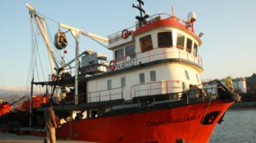 Denizde kalp krizi ge&ccedil;iren balık&ccedil;ı hayatını kaybetti