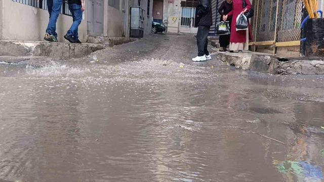 Şanlıurfa’da yağış etkili oldu 3