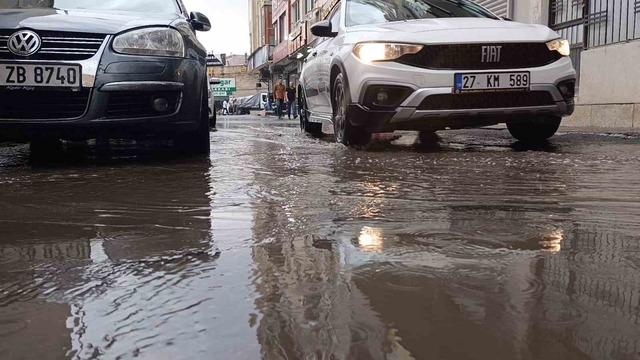 Şanlıurfa’da yağış etkili oldu 1