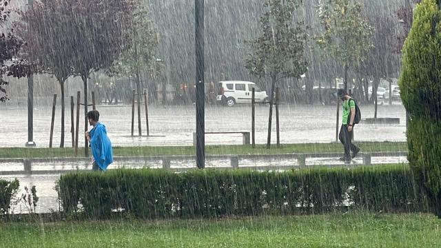 Metrekareye 100 kilogramı aşan yağış bekleniyor