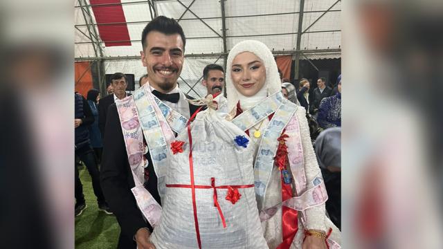 Giresun'da düğünde şaşırtan sürpriz! Takı törenine damga vurdu