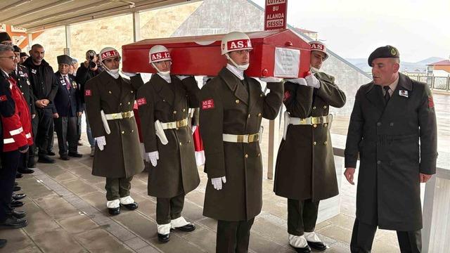 Sivas’ın son Kore Gazisi 94 yaşında hayatını kaybetti 3