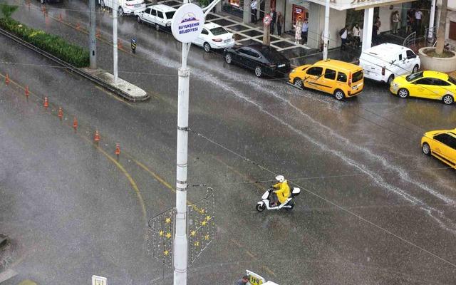 Şanlıurfa’da yağış etkili oldu 6