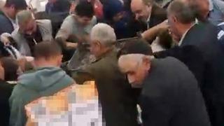 Iğdır'da markette ucuz palamut izdihama neden oldu