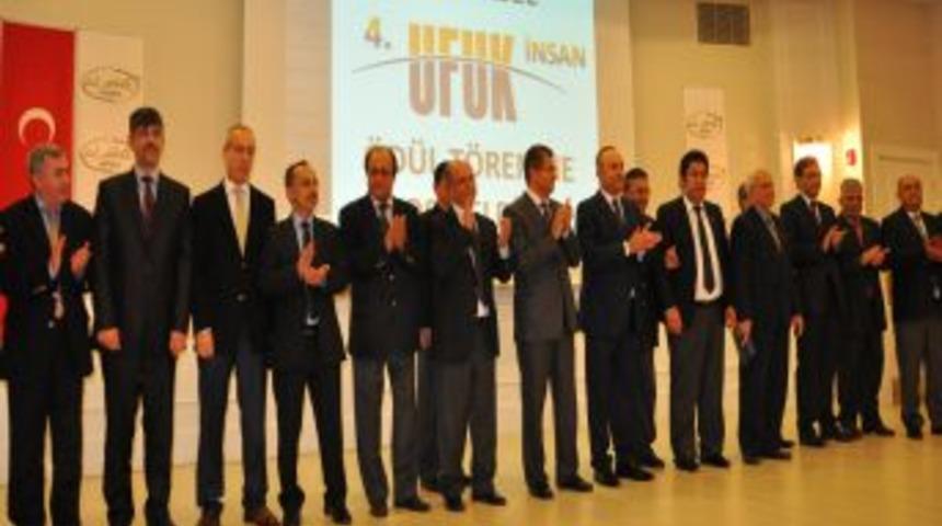 AKPM Başkanı &Ccedil;avuşoğlu: T&uuml;rk okullarıyla ilgili &ouml;vg&uuml;ler beni gururlandırıyor