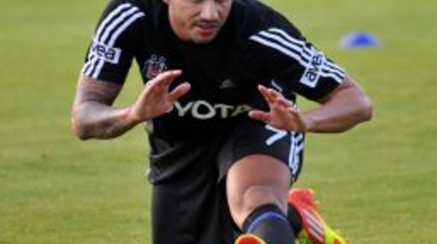 Beşiktaş, Manisaspor hazırlıklarına Antalya'da başladı