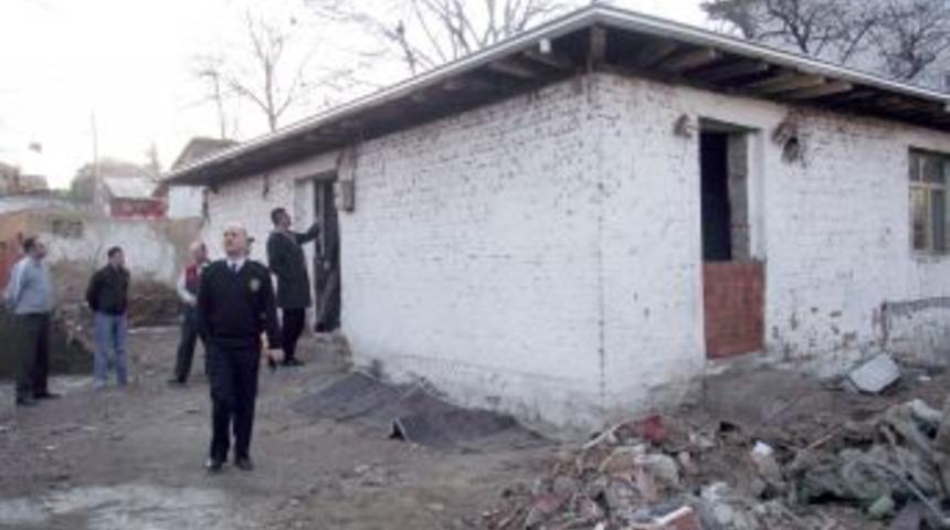 Mesai saatinde polis, mesai dışında iş&ccedil;i oldular