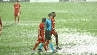 &Uuml;mraniyespor - Boluspor ma&ccedil;ına yağmur engeli!