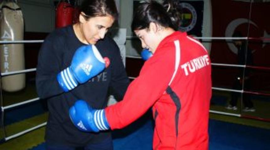 Şampiyon boks&ouml;rler olimpiyat rejiminde