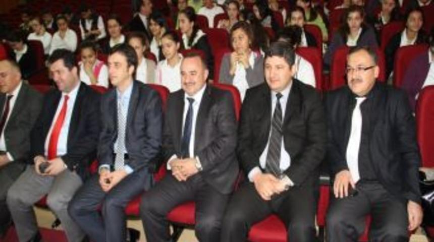 Bur&ccedil; Kolejindeki &ouml;ğrenciler sordu Vali Coş cevapladı