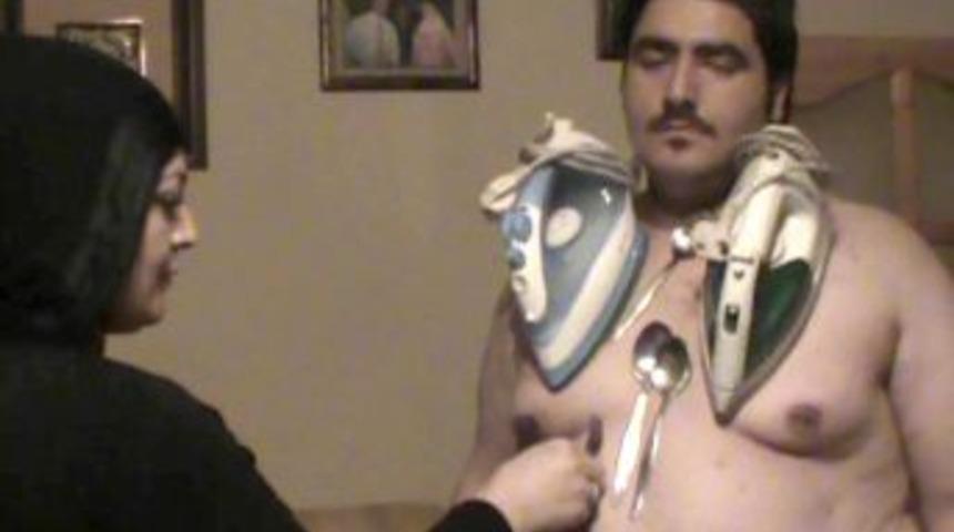 22 yaşındaki gen&ccedil;, dokunan metal par&ccedil;aları mıknatıs gibi &ccedil;ekiyor