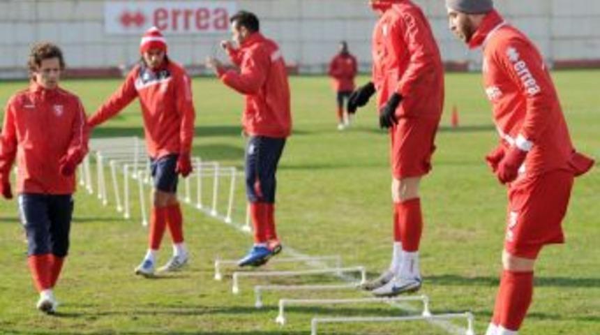 Samsunspor, iknici devre hazırlıklarını s&uuml;rd&uuml;r&uuml;yor