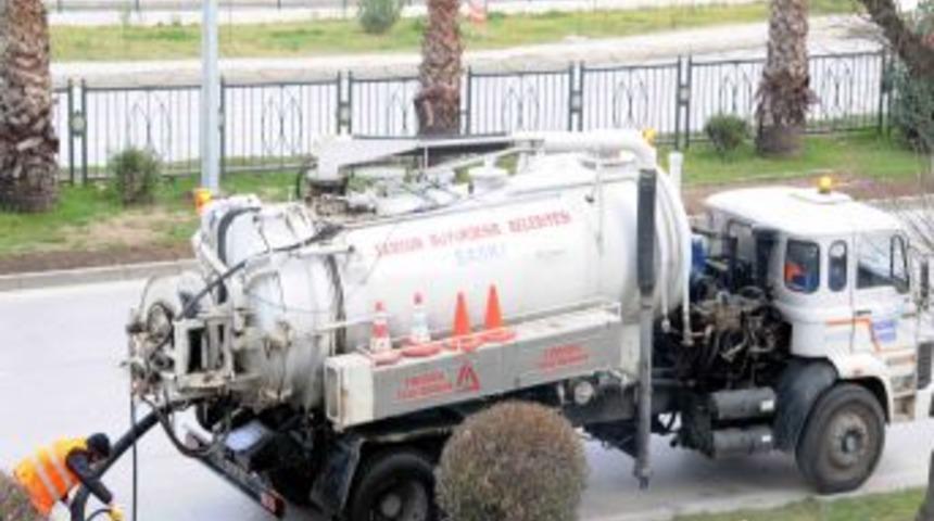 SASKİ, kış ayında rögar temziliğini sıklaştırdı