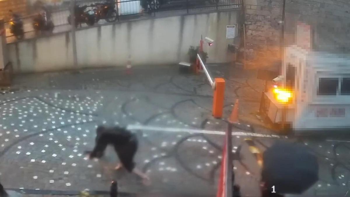 14 yaşındaki çocuk elektrik akımına kapılmıştı... Faciada ihmal ihtimali: Elektrik kabloları yüzeye çok yakınmış! 2