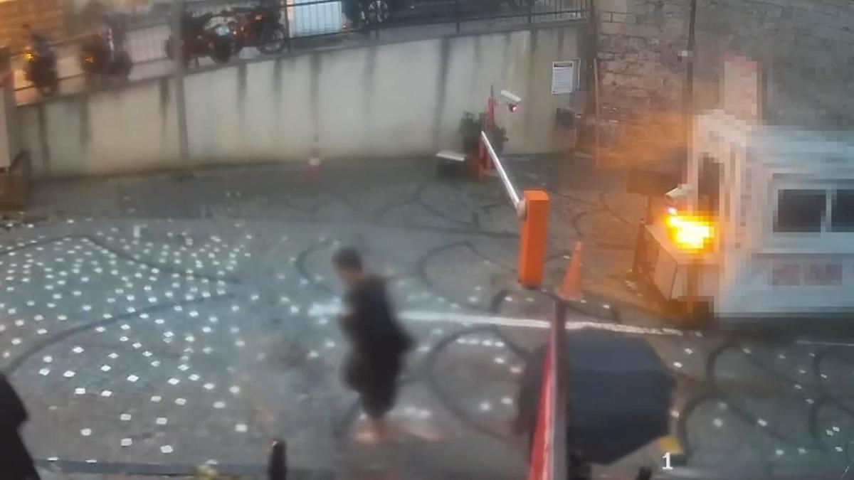 14 yaşındaki çocuk elektrik akımına kapılmıştı... Faciada ihmal ihtimali: Elektrik kabloları yüzeye çok yakınmış! 1