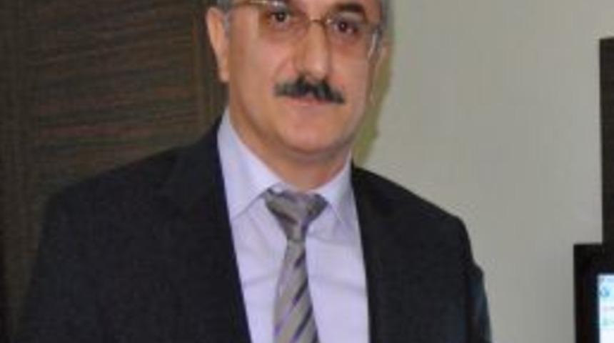 'Yeni yıla ağa&ccedil; keserek değil, fidan dikerek girelim'