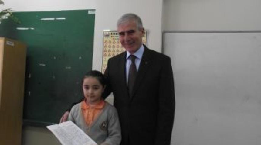 Belediye Başkanı Yenihan'dan mektupla sinevizyon ve bilgisayar istedi