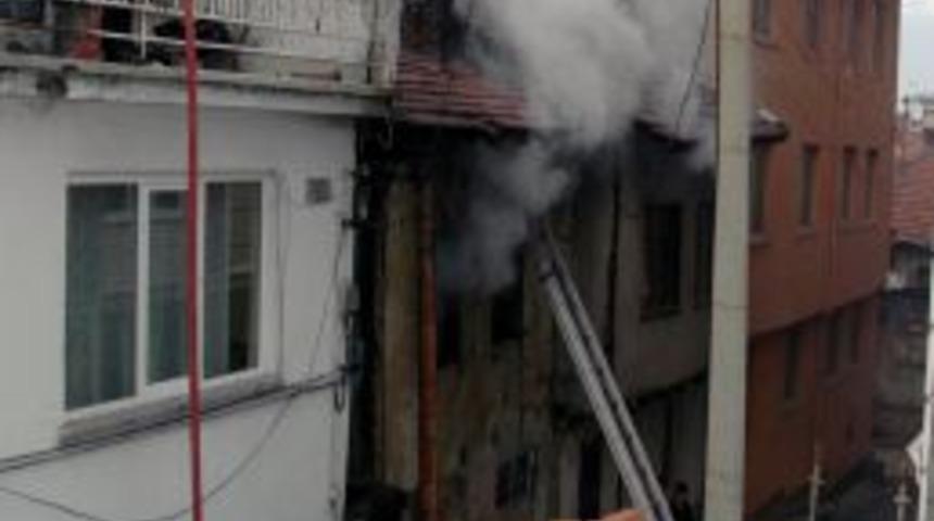 K&uuml;tahya'da yangın