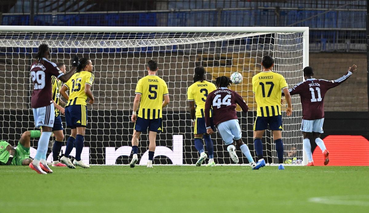 Fenerbahçe Aston Villa ya farklı yenildi! Fatura onlara kesildi: İki İsmail e yazar 1