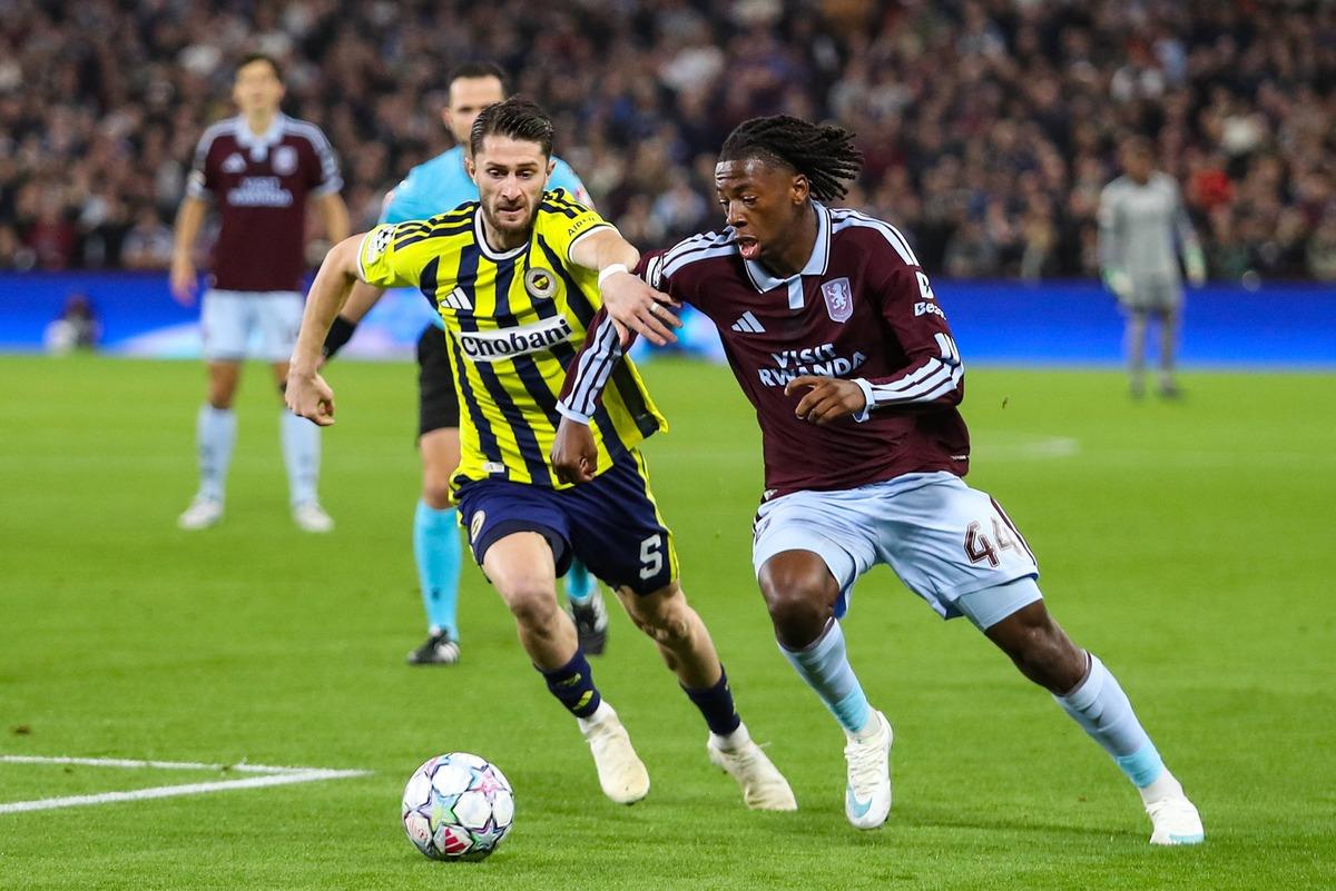 Fenerbahçe Aston Villa ya farklı yenildi! Fatura onlara kesildi: İki İsmail e yazar 2