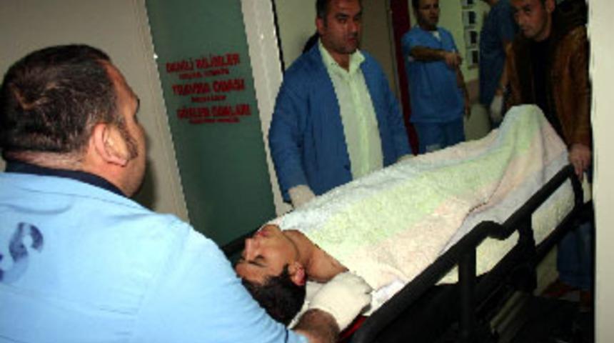 &Ouml;ğrencileri taşıyan midib&uuml;s devrildi: 2 &ouml;l&uuml;