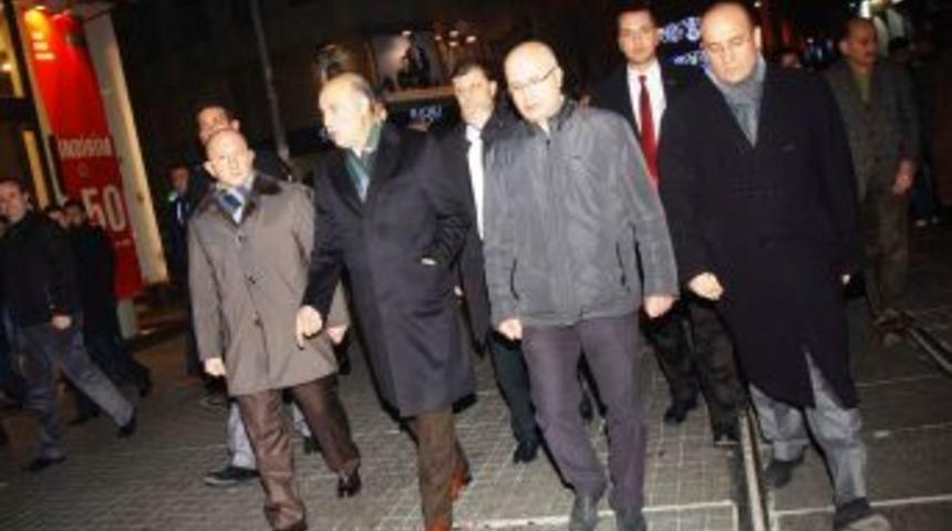 &Ccedil;apkın: Yılbaşı gecesi polis halkın arasında olacak