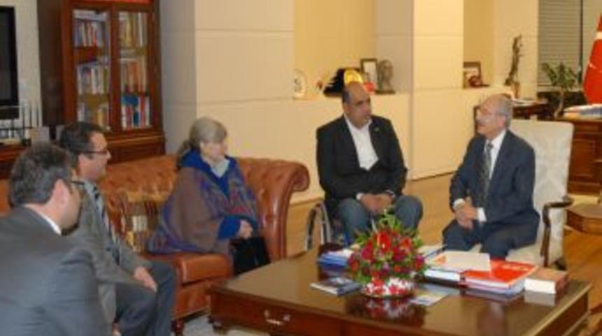 Mehmet Akif'in torunundan Kılı&ccedil;daroğlu'na ziyaret