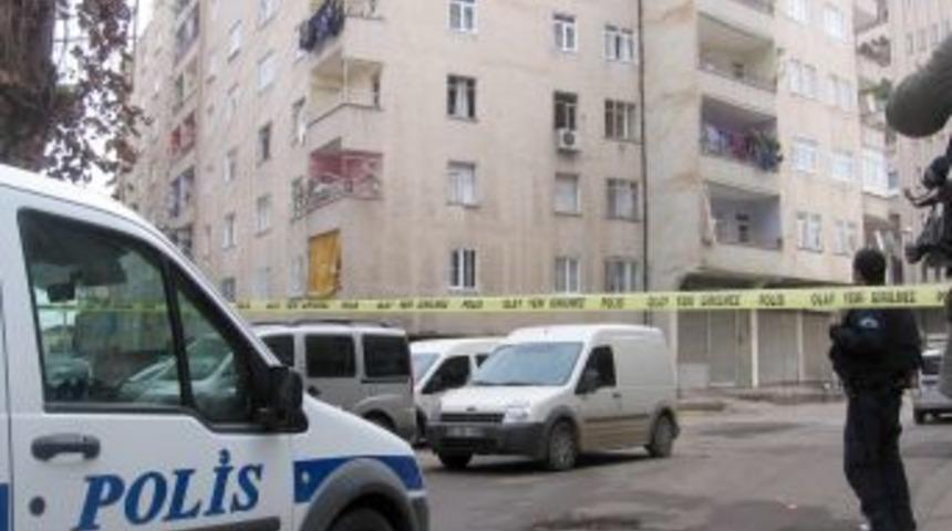 Diyarbakır'da 2 polisi katleden ter&ouml;rist &ouml;ld&uuml;r&uuml;ld&uuml;
