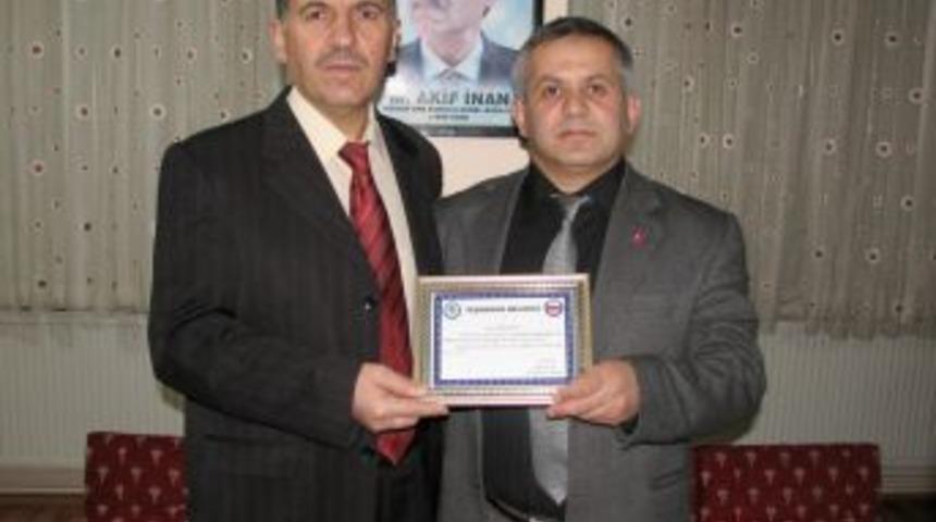 Eğitim Bir Sen, darbe d&ouml;nemi hatıralarını &ouml;d&uuml;llendirdi