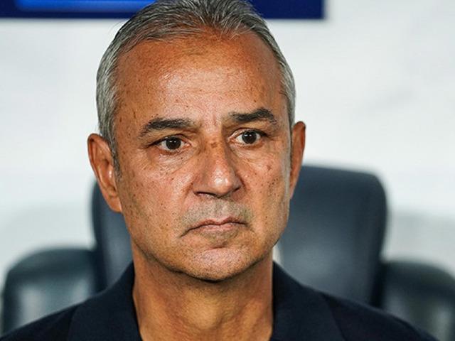 Fenerbah&ccedil;e'de 6-0'lık yenilgi bardağı taşırdı! İstifası isteniyor