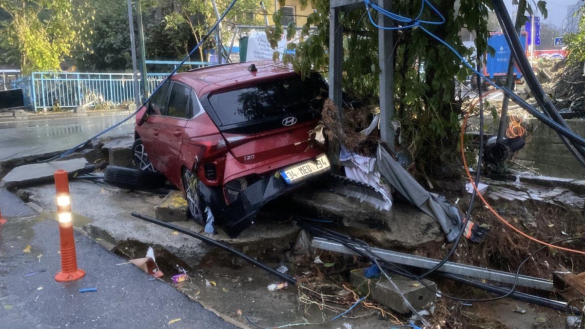İstanbul da geceyi en iyi anlatan kare! G&uuml;n ağarınca ortaya &ccedil;ıktı 3